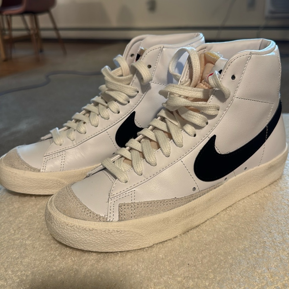 Nike Blazer Mid ‘77